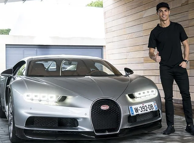 ronaldo-bugatti-chiron