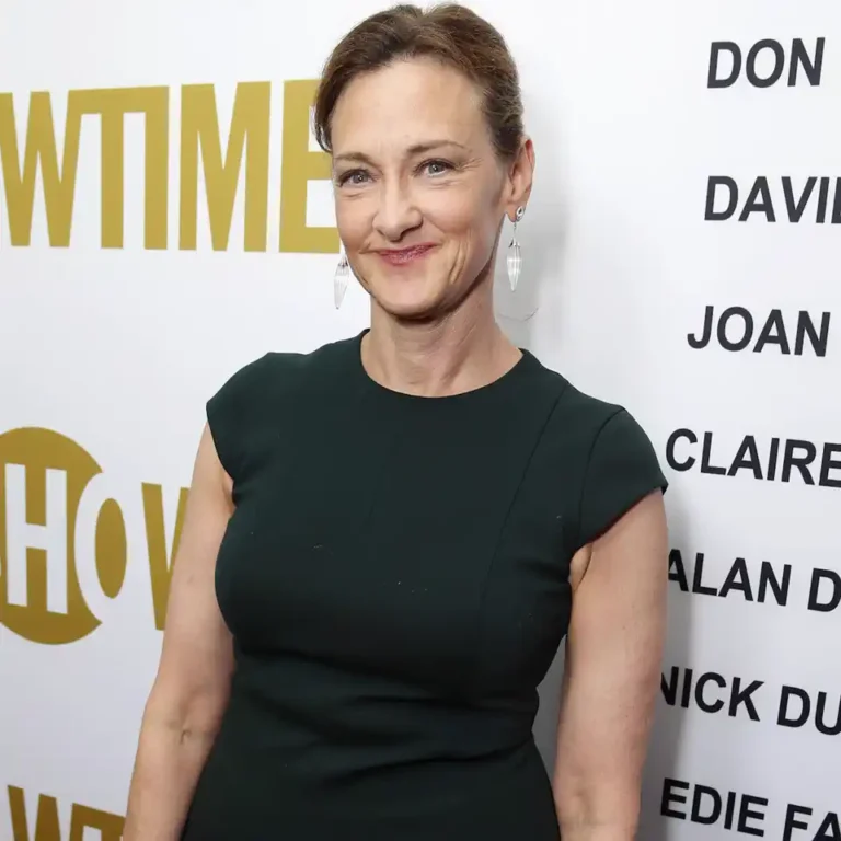 Joan Cusack returns to the red carpet after 11 years as Toy Story 5 brings her back into the spotlight
