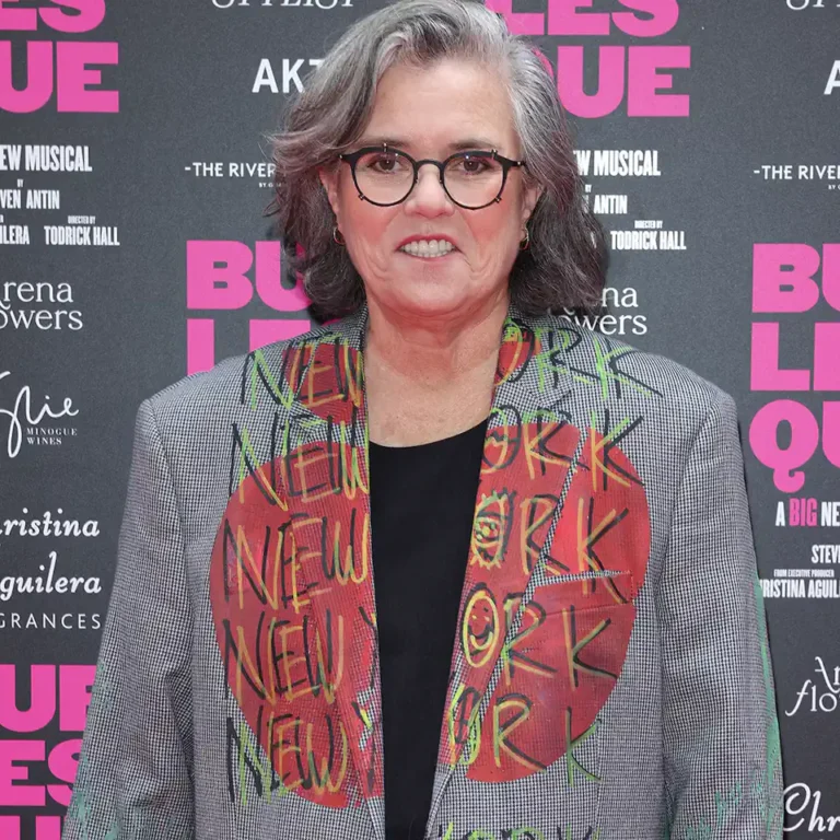 Rosie O’Donnell’s unfiltered facelift photos have turned a private cosmetic decision into one of the day’s most discussed celebrity updates