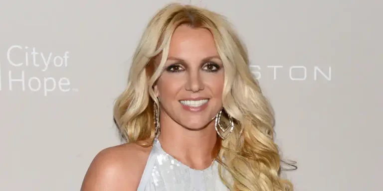 Britney Spears’ latest kitchen post shows why even her most fragmented updates still function like full-scale celebrity events in the attention economy