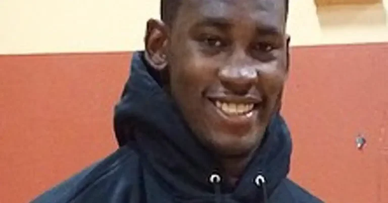 Aldon Smith Delivered 12 Pizzas to Homeless Hours Before Death