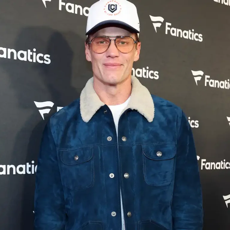 Tom Brady’s summer photos with his kids turned a casual Instagram post into a revealing family update ahead of Jack’s graduation